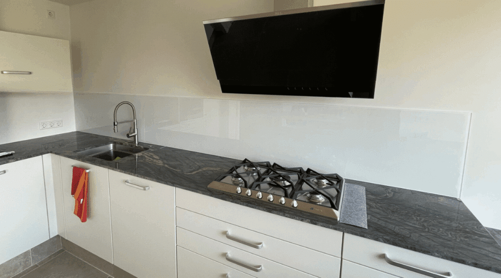 Kuechenspritzschutz-Senne Glas